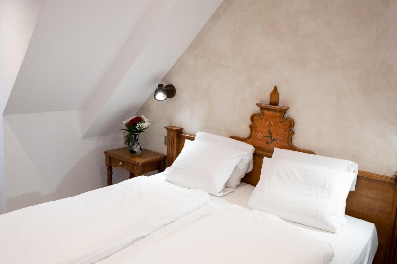 La Couronne A Wissembourg Hotel ภายนอก รูปภาพ