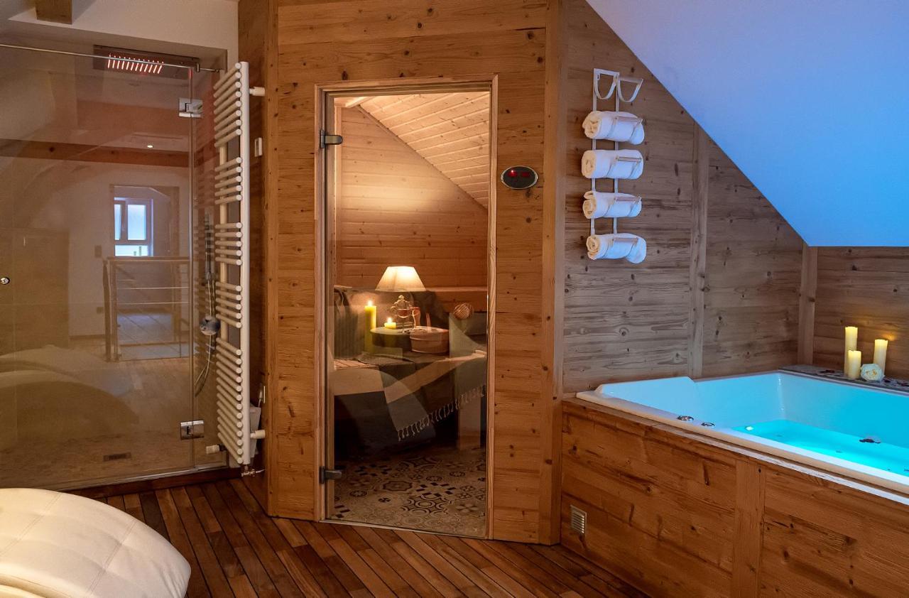 La Couronne A Wissembourg Hotel ภายนอก รูปภาพ