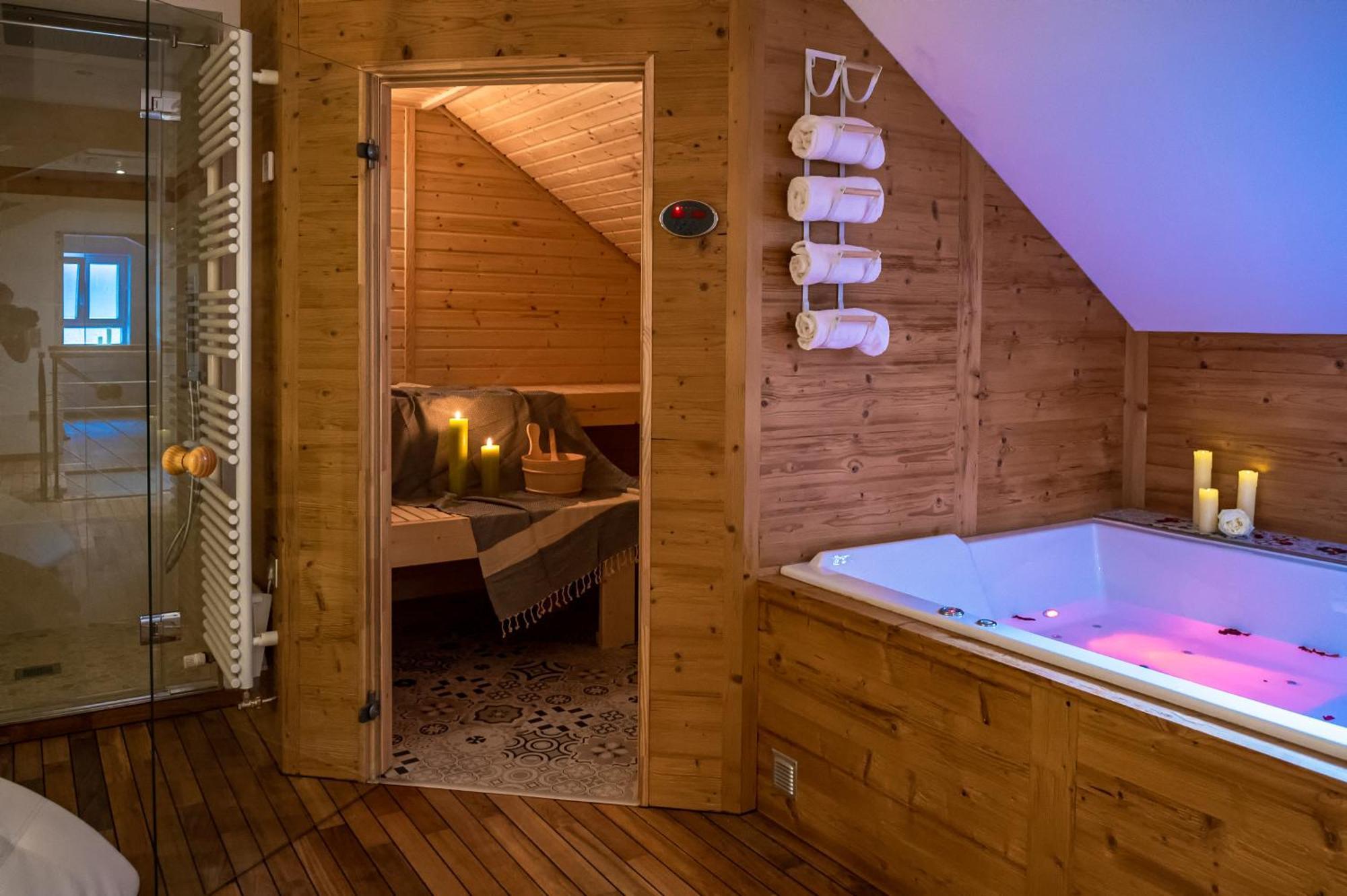 La Couronne A Wissembourg Hotel ภายนอก รูปภาพ