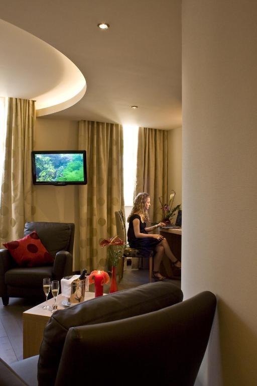 La Couronne A Wissembourg Hotel ห้อง รูปภาพ